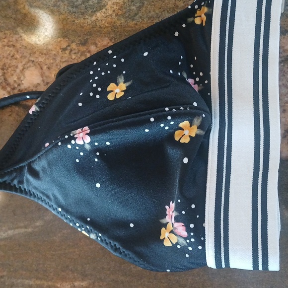 Old Navy Bikini Top - Picture 3 of 4